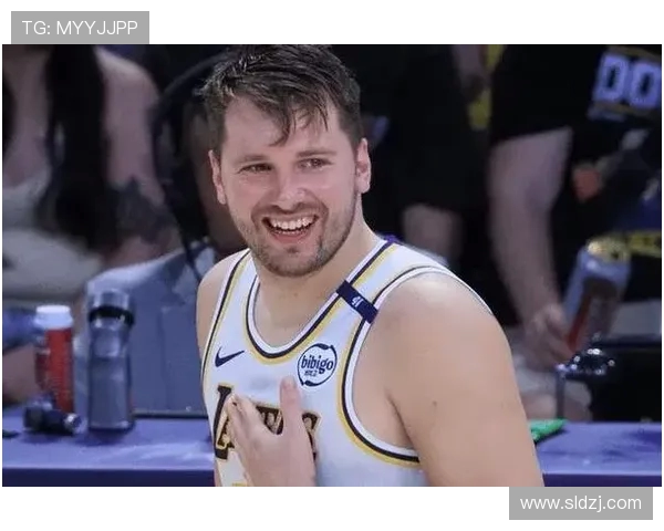 原创湖人123-120绝杀猛龙 球员评价:5人优秀,3人及格,2人崩盘 原创湖人123-120绝杀猛龙 球员评价:5人优秀,3人及格,2人崩盘